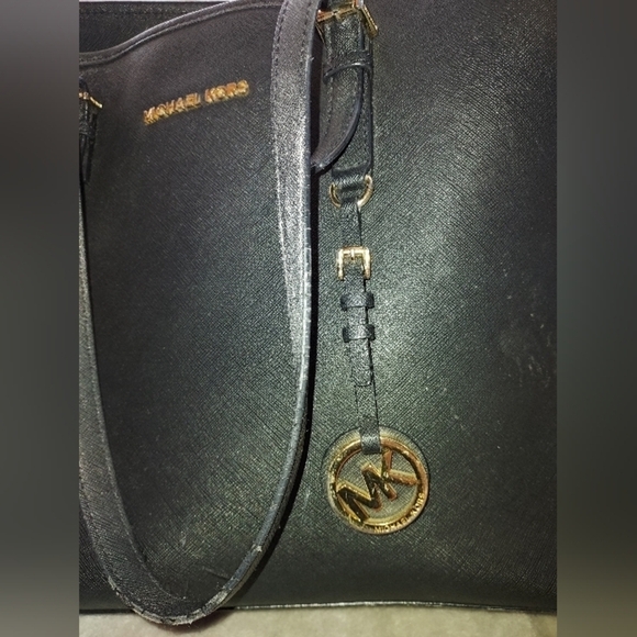 MICHAEL KORS PRE-LOVED Jet Set Saffiano Leather Tote Bag - Picture 9 of 9